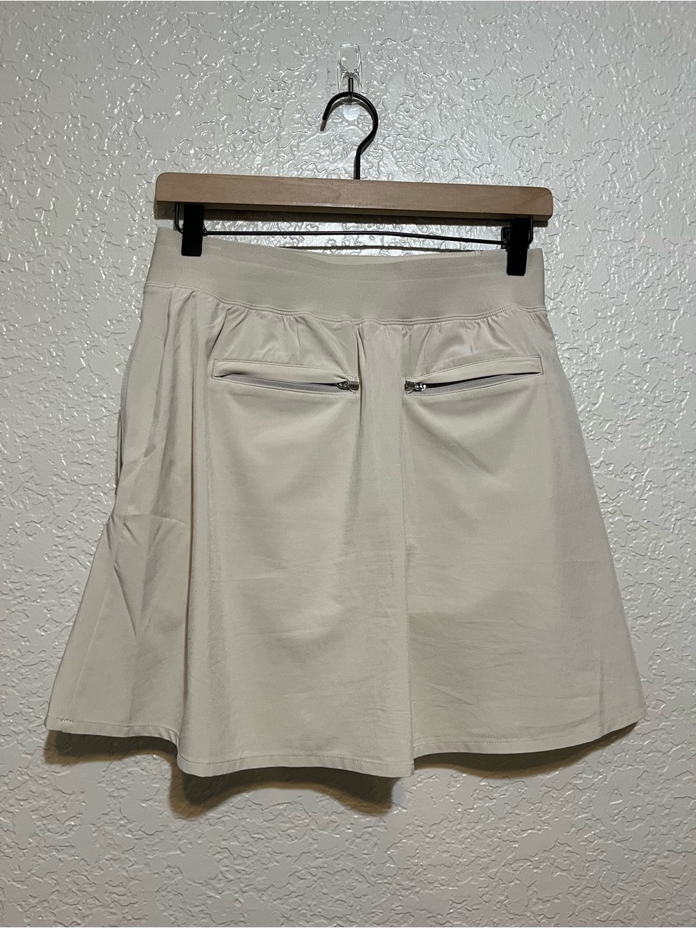 Athleta Brooklyn Heights High Rise Skort – Beige – Size 2 - Picture 5 of 7